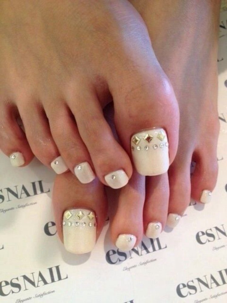 Beautiful toe nails